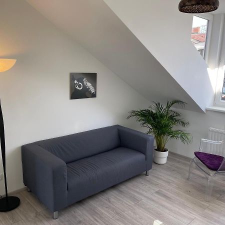 Dachterrasse Fuer 4 Personen Apartment Vienna Luaran gambar
